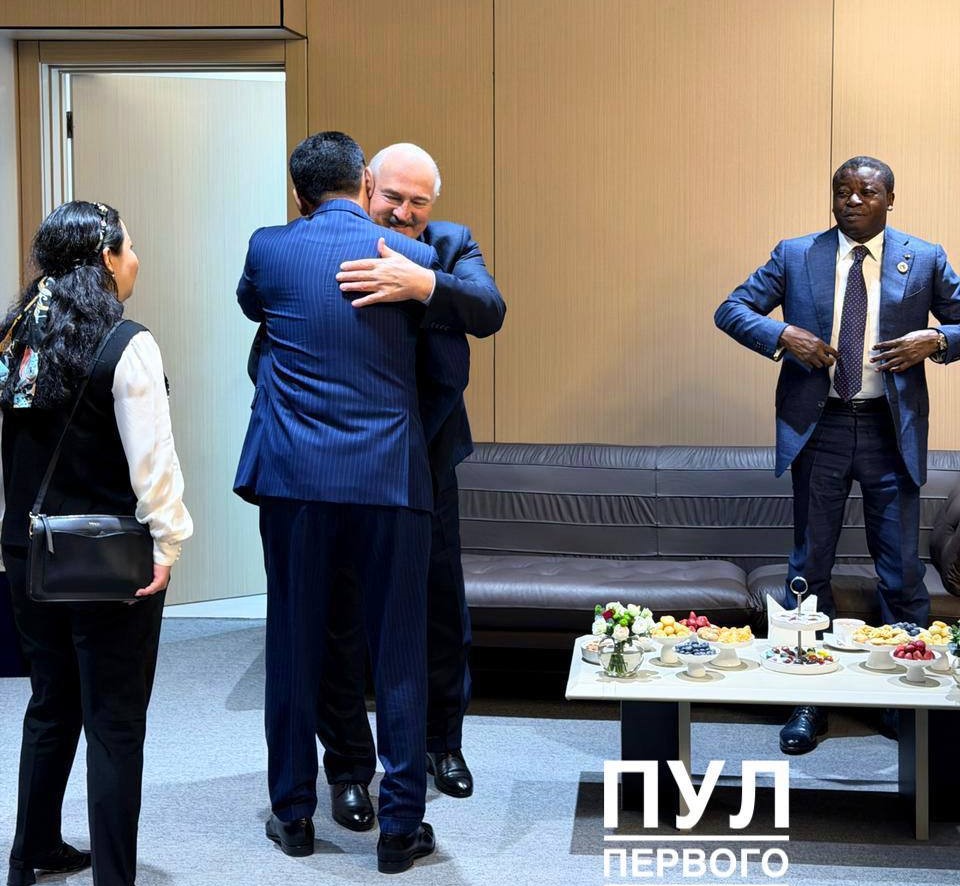 Лукашенко провел серию встреч с зарубежными лидерами в Кыргызстане